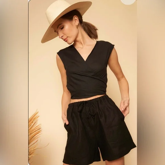 Whimsy + Row Allison Shorts-Black Linen - Picture 2 of 8